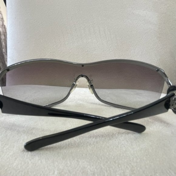 Chanel 4164-B 108/8G Rimless Shield Sunglasses Swarovski Crystal Camellia GREAT - Picture 12 of 12